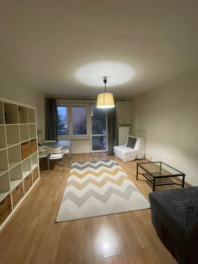 Przytulne mieszkanie na Woli z mediami w cenie - Zdjęcie 1/6