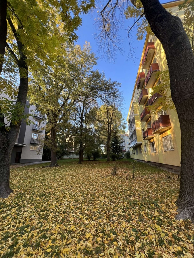 Przytulne 39m² na zamkniętym osiedlu - Górna - Zdjęcie 1/13