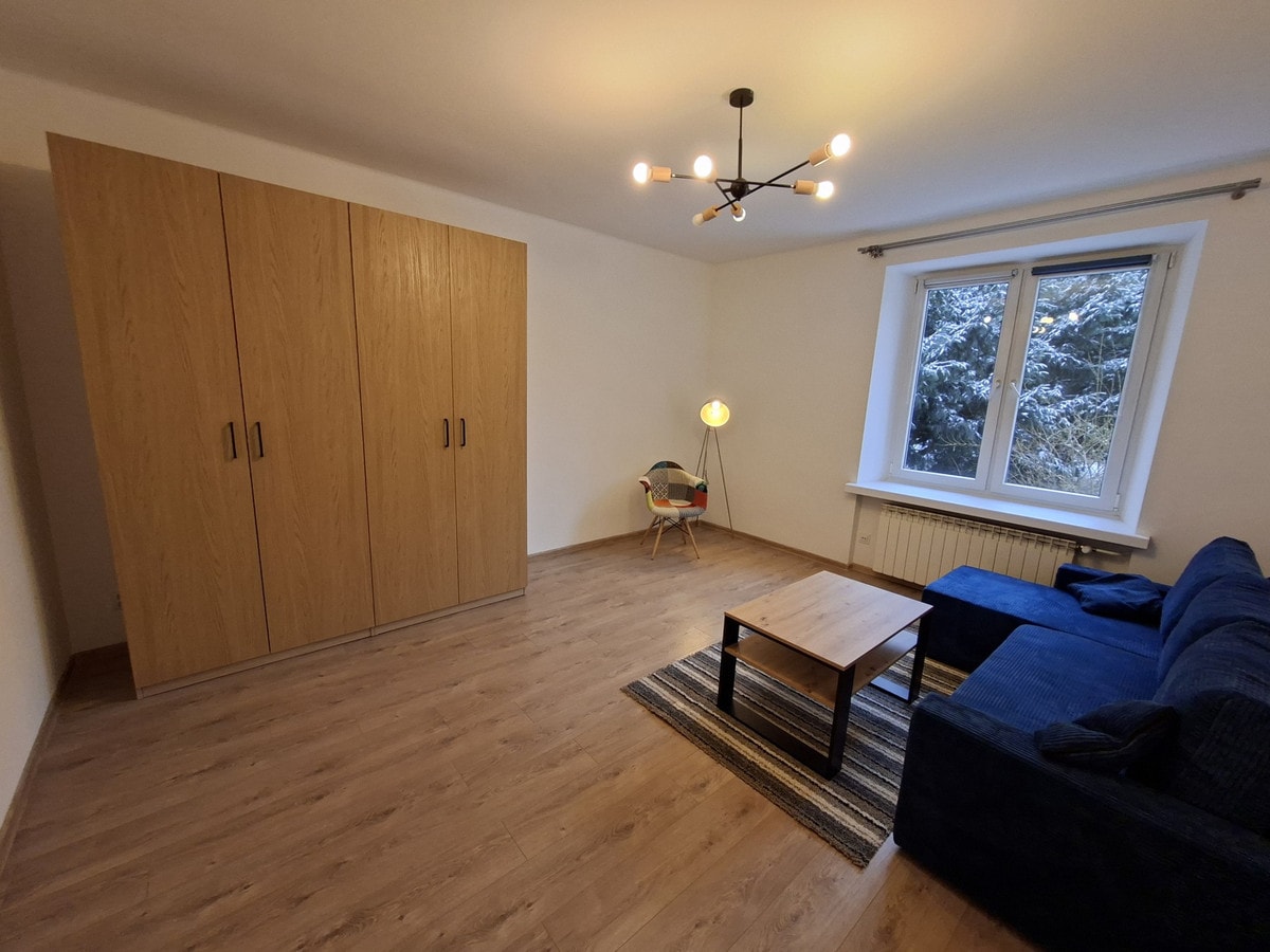 Funkcjonalne mieszkanie w Nowej Hucie - Zdjęcie 1/6