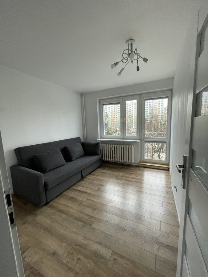 Dwupokojowe mieszkanie w Polesiu - pod wynajem - Zdjęcie 1/14