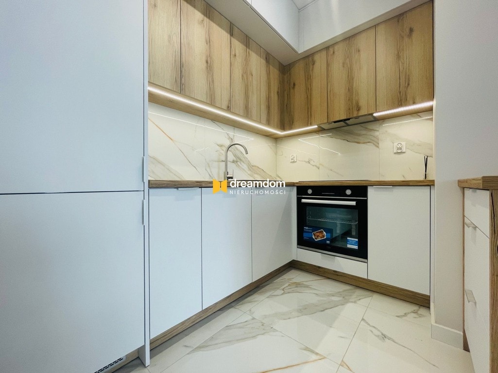 Wykończone 2 pokoje z dużym balkonem | Apartamenty Kopernika - Zdjęcie 1/9