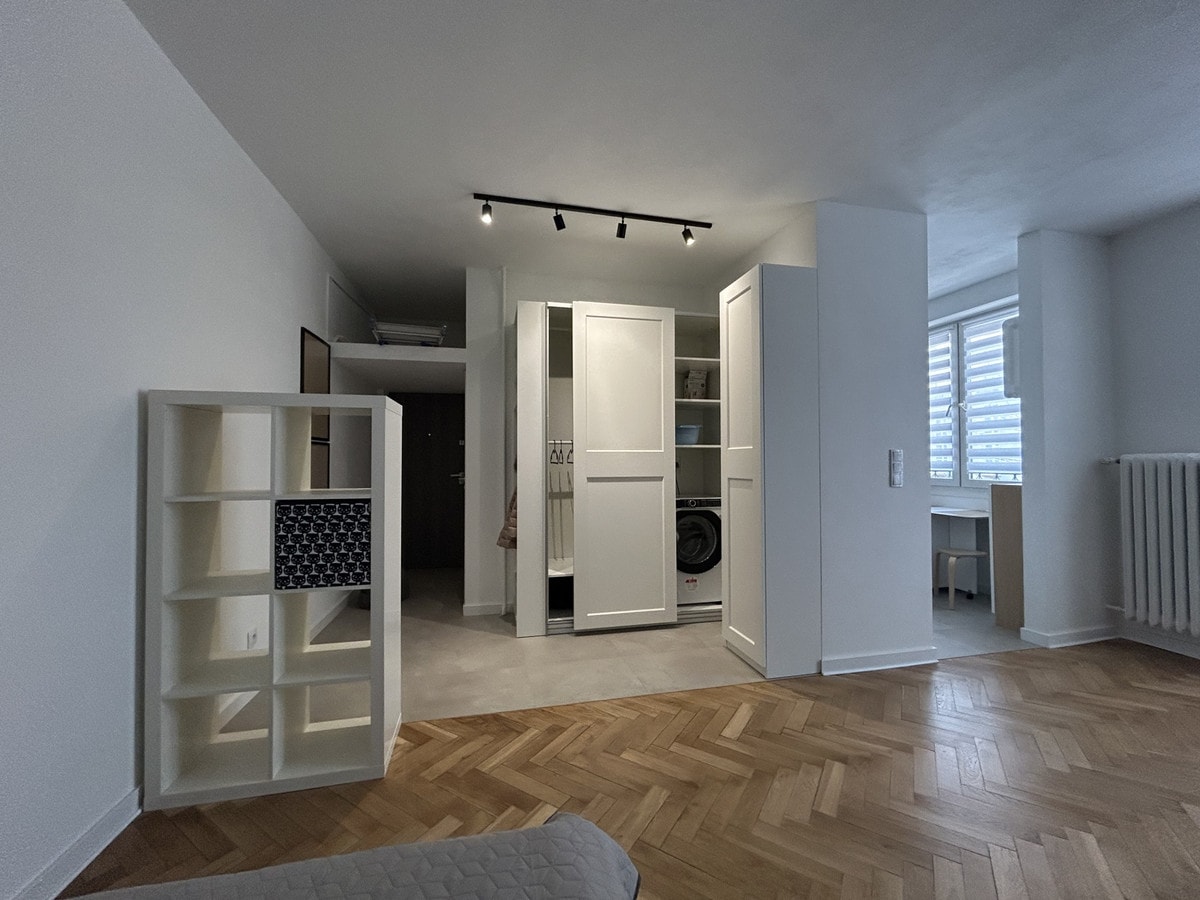 Komfortowe mieszkanie na Bielanach – gotowe do zamieszkania - Zdjęcie 1/9