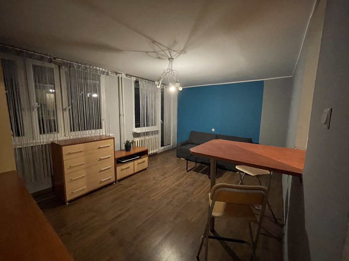 Przytulne mieszkanie w dzielnicy Fabryczna we Wrocławiu - Zdjęcie 1/7