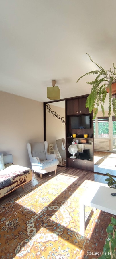 Przytulna kawalerka w spokojnej dzielnicy Antoniuk - Zdjęcie 1/5