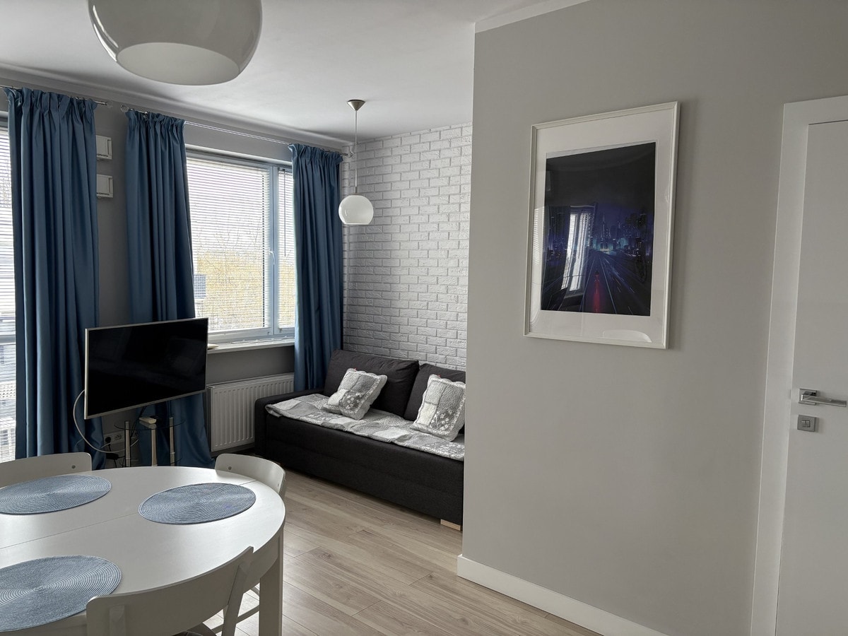 Komfortowe mieszkanie 2-pokojowe w Warszawie - Zdjęcie 1/6