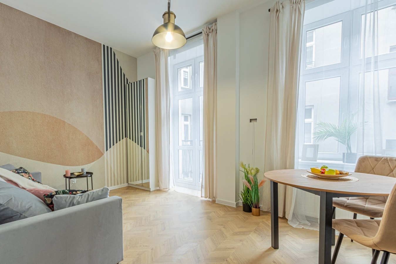 Przytulna kawalerka w sercu Starego Polesia - 22m² - Zdjęcie 1/7