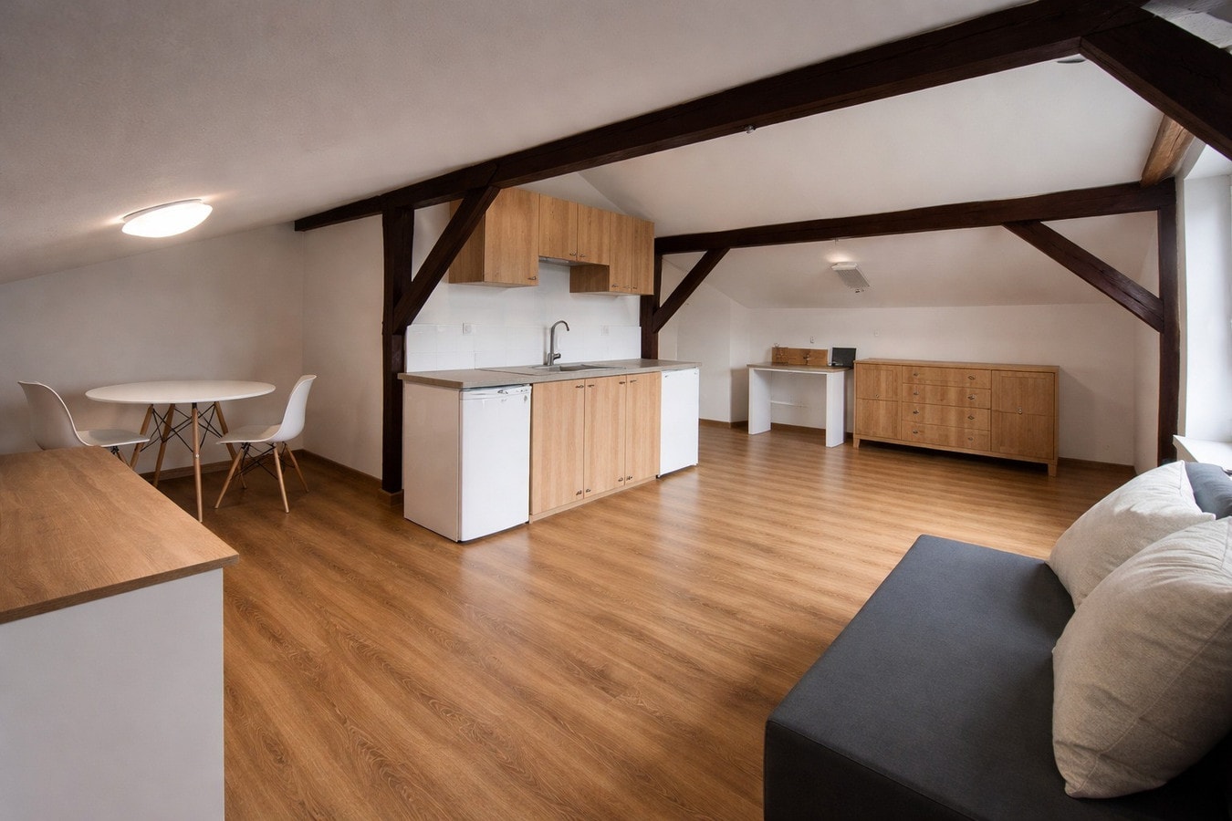 Kompaktowe mieszkanie w Targówku – idealne na start - Zdjęcie 1/12