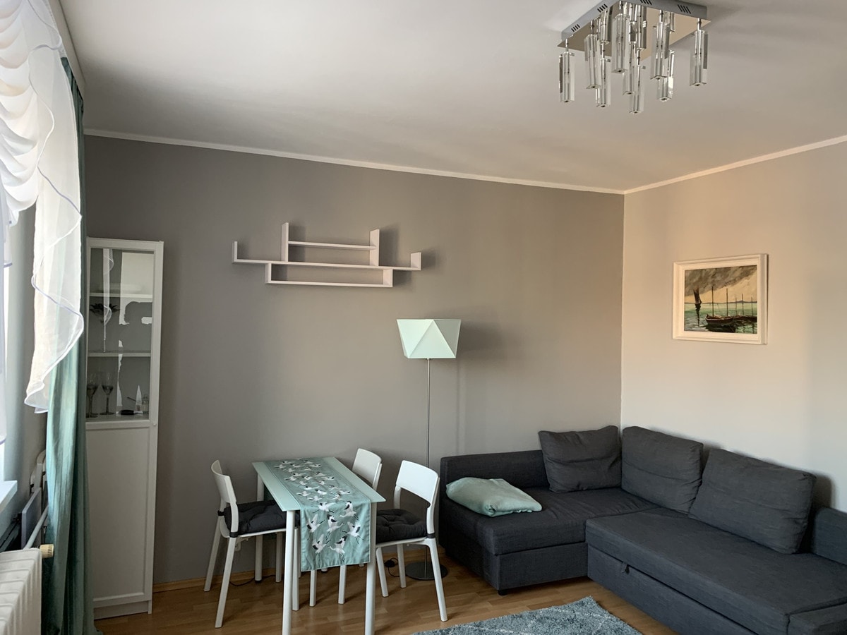 Komfortowe mieszkanie na Bielanach – idealne na start - Zdjęcie 1/9