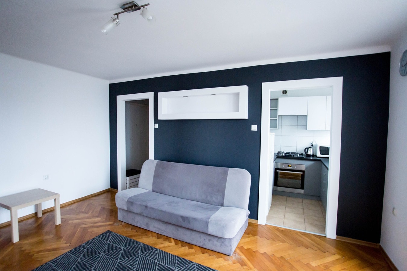 Kawalerka w centrum Łodzi – Śródmieście - Zdjęcie 1/10