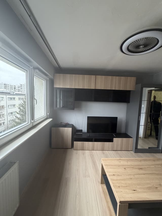 Funkcjonalne mieszkanie na Bielanach - Zdjęcie 2/12