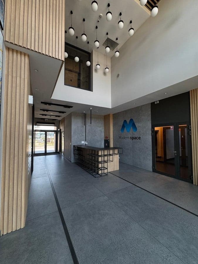 Przytulna kawalerka 19 m² w dzielnicy Włochy, Warszawa - Zdjęcie 1/12