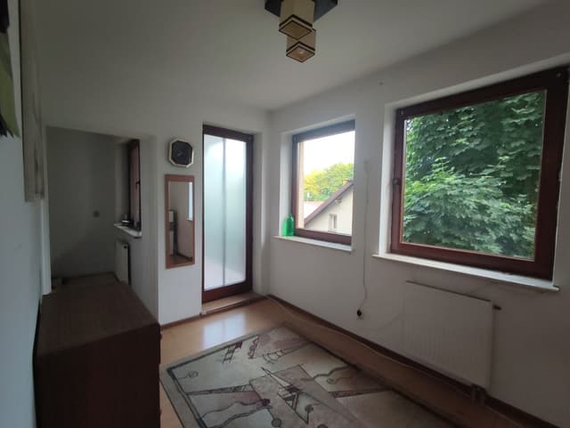 Przytulna kawalerka w spokojnym Wawrze, blisko komunikacji - Zdjęcie 3/6