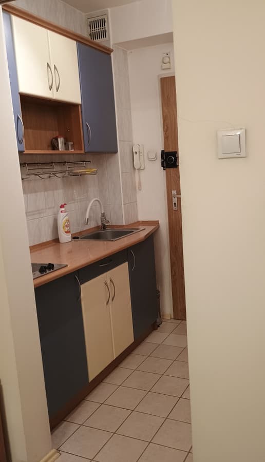 Słoneczna kawalerka blisko metra Stadion i PKP Wschodnia - Zdjęcie 3/3