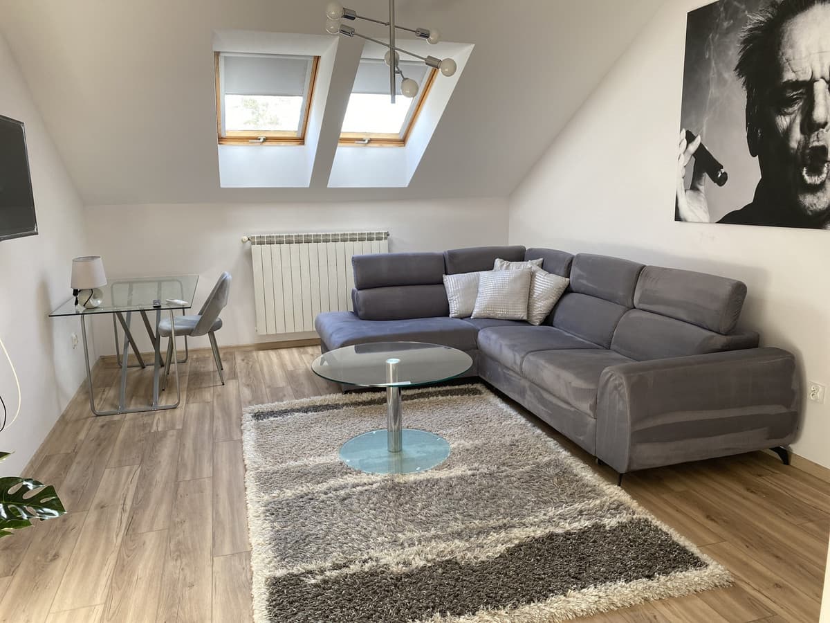 Przytulne 38.5m² na Woli Justowskiej, blisko Parku Decjusza - Zdjęcie 1/14