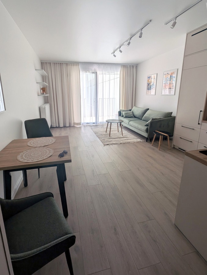 2-pokojowe mieszkanie w Ursusie z parkingiem - Zdjęcie 1/11