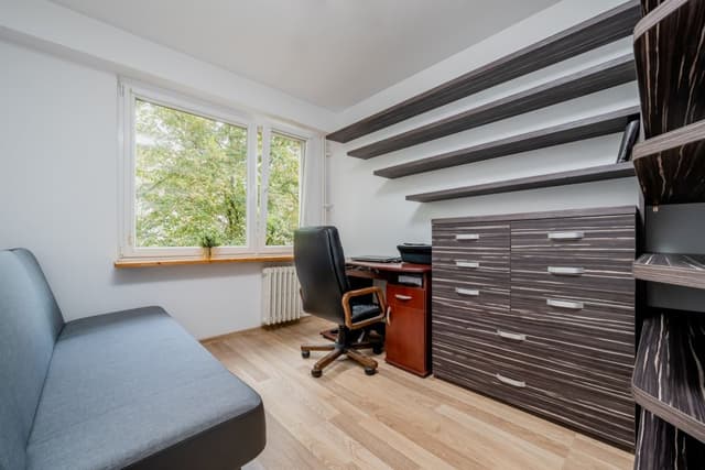 Gotowe do wprowadzenia 4 pokoje z parkingiem, Wygoda - Zdjęcie 5/13