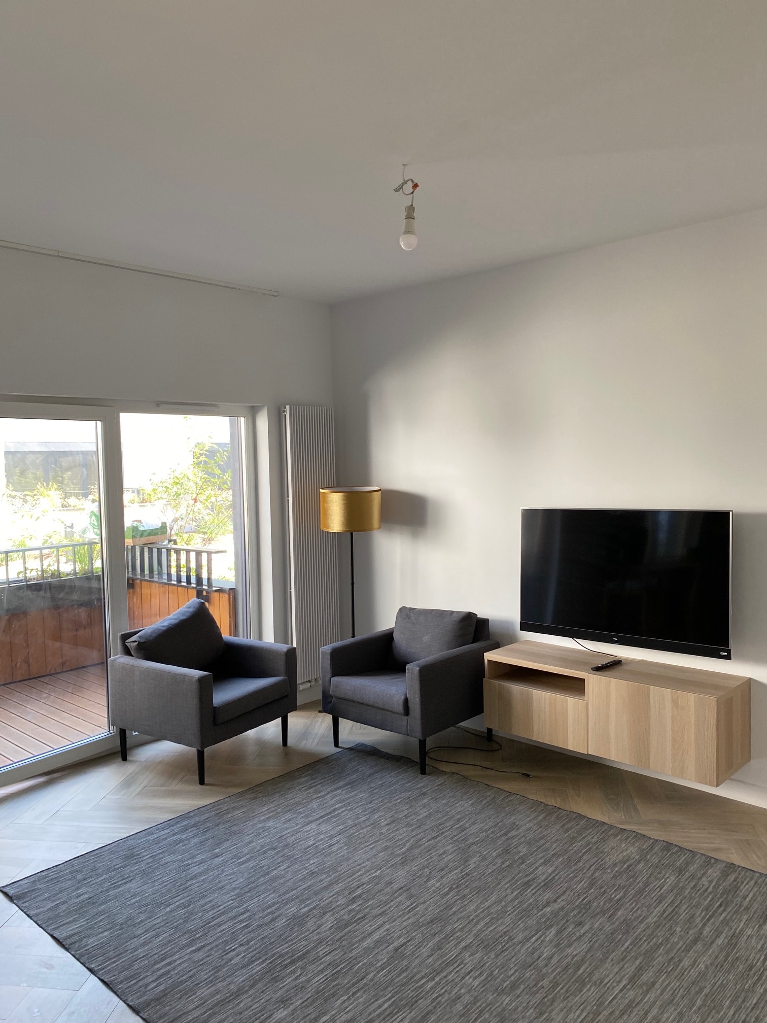 Elegancka kawalerka na wynajem - Zdjęcie 1/6