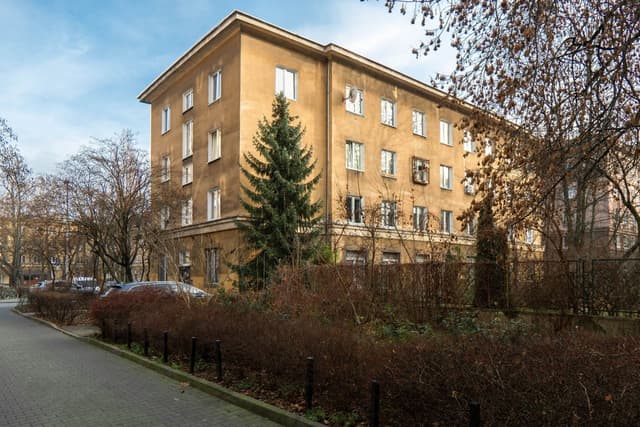 Funkcjonalne mieszkanie na Pradze-Północ - Zdjęcie 3/11