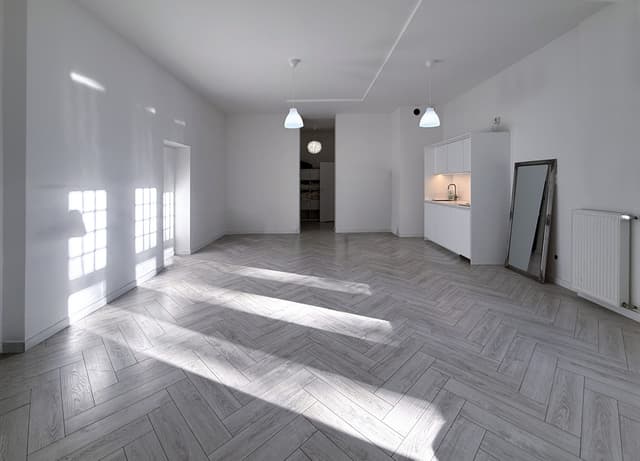 Stylowe studio w odnowionej kamienicy przy Parku Wilsona - Zdjęcie 2/9