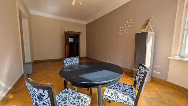Eleganckie mieszkanie z klimatem w centrum Szczecina - Zdjęcie 2/17