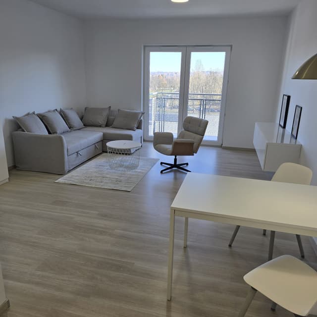 Funkcjonalne mieszkanie w sercu Śródmieścia - Zdjęcie 2/13