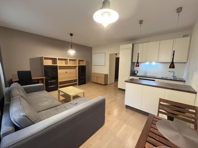 Komfortowy apartament w prestiżowej lokalizacji - Zdjęcie 5/12