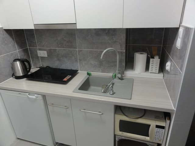 Umeblowane mieszkanie w Przymorzu z mediami - Zdjęcie 2/10