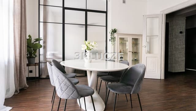 Ekskluzywny apartament przy Ogrodzie Saskim z 2 balkonami - Zdjęcie 3/20