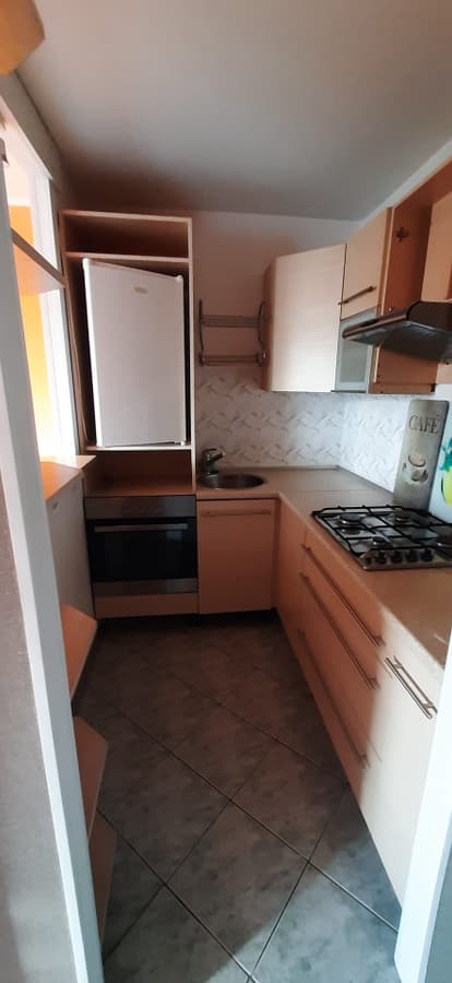 Funkcjonalna kawalerka z widokiem na zieleń – Poznań Rataje - Zdjęcie 3/16