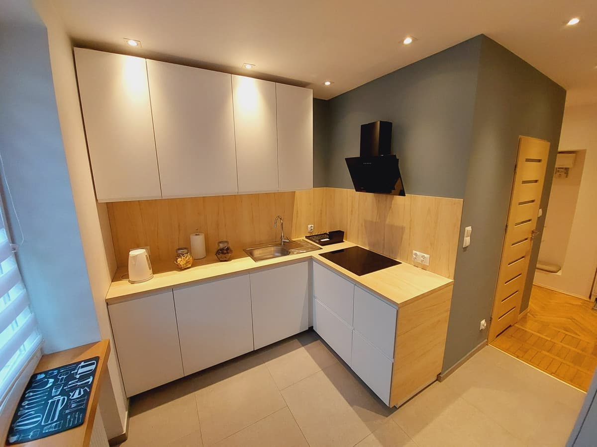 Przestronne mieszkanie w sercu Nowej Huty - dobra lokalizacja - Zdjęcie 1/21