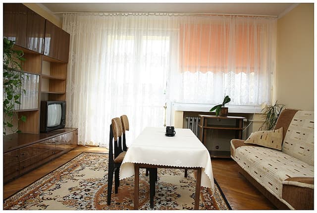 Komfortowe 40 m² w dzielnicy Fabryczna, świetna lokalizacja - Zdjęcie 3/8