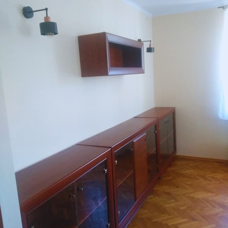 Przestronne 40m² z osobną kuchnią w zielonej części Andrzejowa - Zdjęcie 1/9