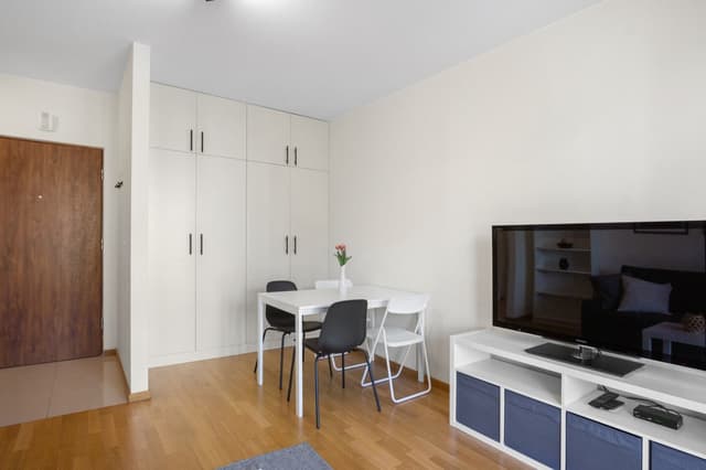 Komfortowy apartament w Ursusie z dobrą komunikacją miejską - Zdjęcie 4/12