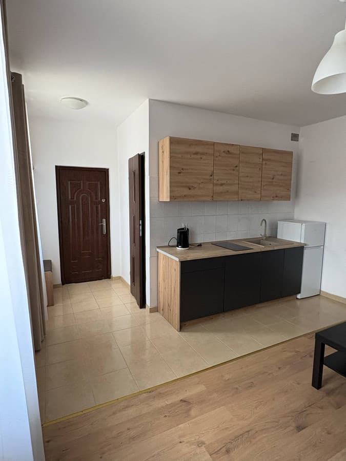 Przytulna kawalerka w dzielnicy Widzew, w pełni wyposażona - Zdjęcie 1/14