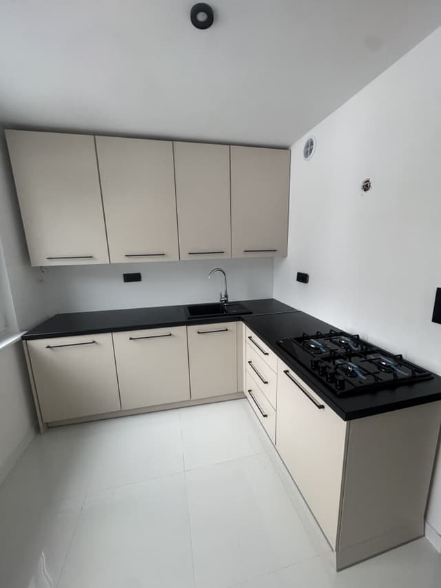 Dwupokojowe mieszkanie w dzielnicy Bałuty - Łódź - Zdjęcie 4/10