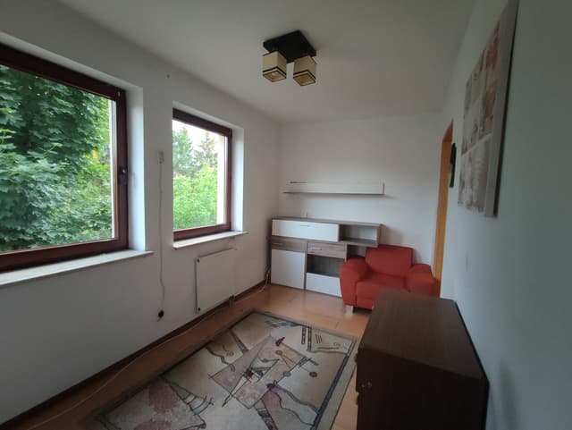 Przytulna kawalerka w spokojnym Wawrze, blisko komunikacji - Zdjęcie 4/6