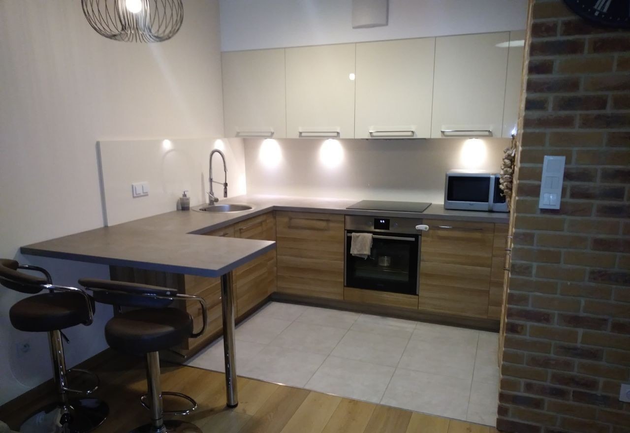 Nowoczesne mieszkanie w sercu Woli - doskonała lokalizacja - Zdjęcie 1/9