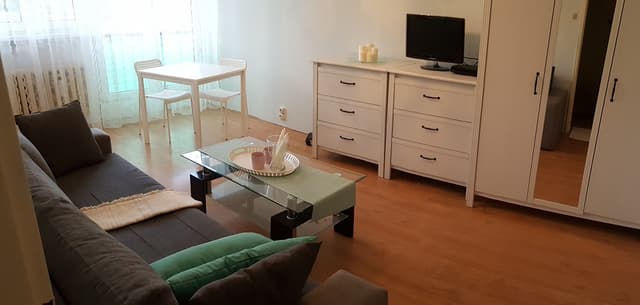 Wynajmę kawalerkę Wrocław Krzyki - Zdjęcie 2/8