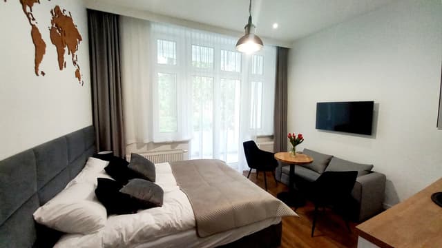 Umeblowane mieszkanie w centrum Poznania - Zdjęcie 2/7