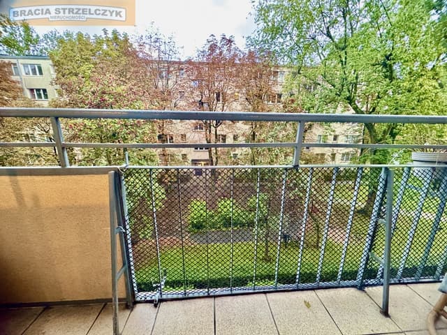 Mokotów - cicha kawalerka z balkonem - Zdjęcie 4/6
