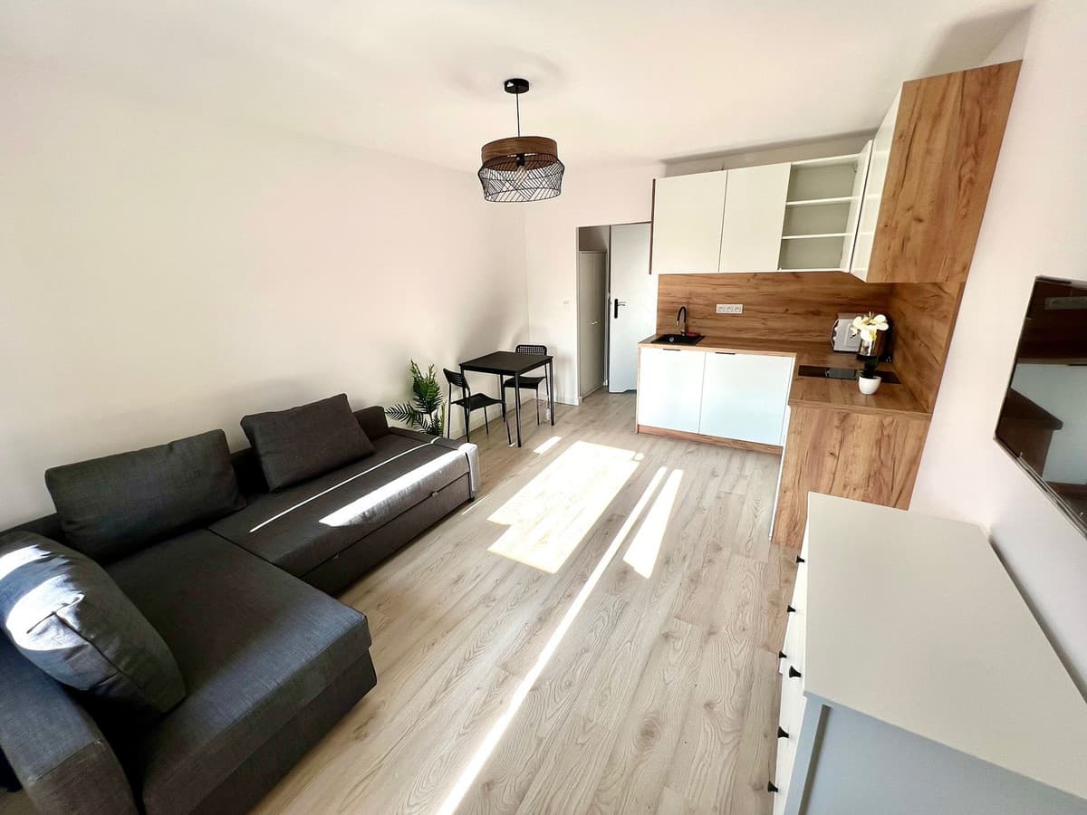 Przytulna kawalerka w sercu Mokotowa, w pełni wyposażona - Zdjęcie 1/7