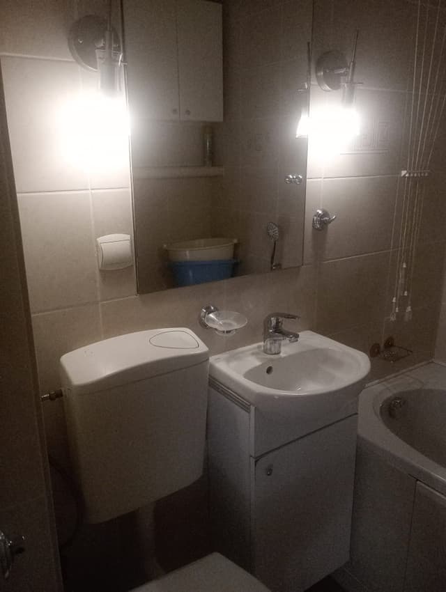 Притишне затишне mieszkanie z balkonem w centrum Łodzi - Zdjęcie 3/6