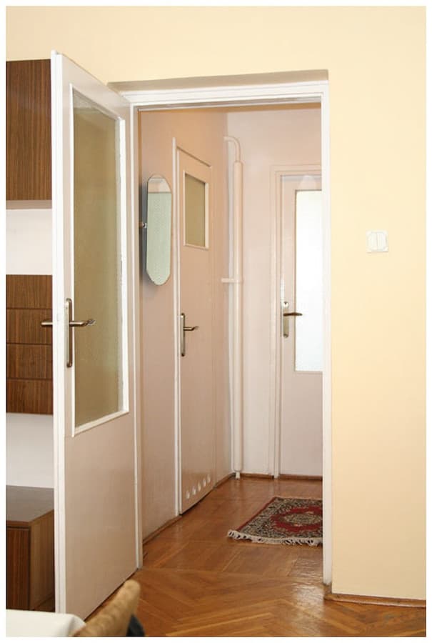 Komfortowe 40 m² w dzielnicy Fabryczna, świetna lokalizacja - Zdjęcie 4/8