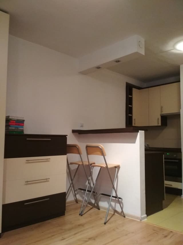 Przytulna kawalerka z balkonem na Ochocie – all inclusive - Zdjęcie 2/4