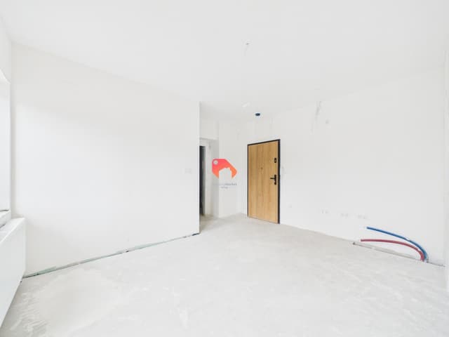 Nowoczesne 2 pokojowe mieszkanie z balkonem w centrum - Zdjęcie 3/7