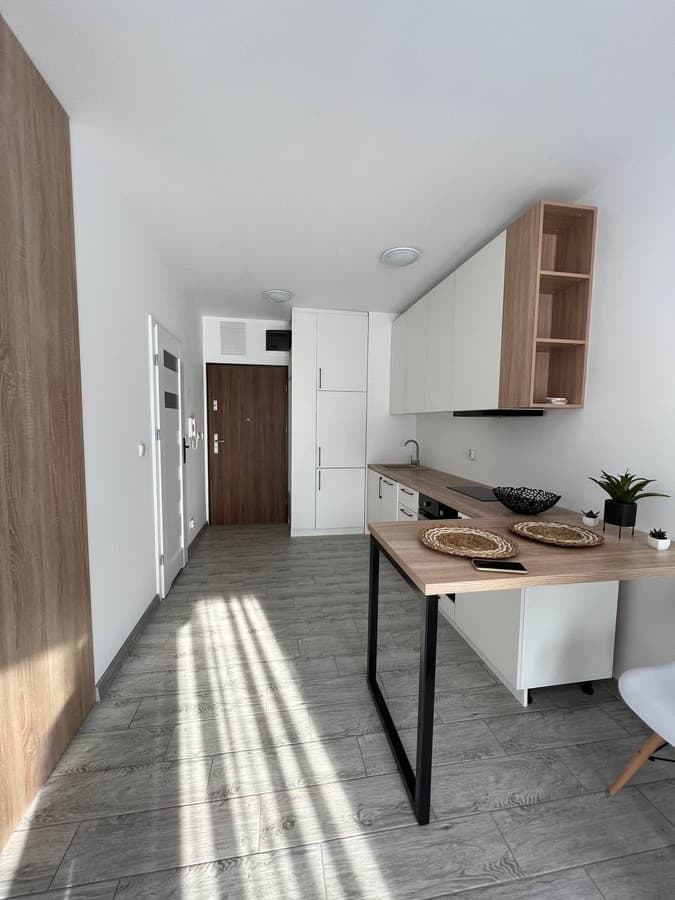 Umeblowane mieszkanie na Buforowej z dobrą lokalizacją - Zdjęcie 1/14