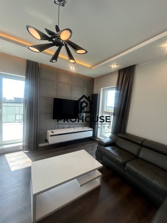 Elegancki apartament z wielkim tarasem w kompleksie Atrium - Zdjęcie 2/20