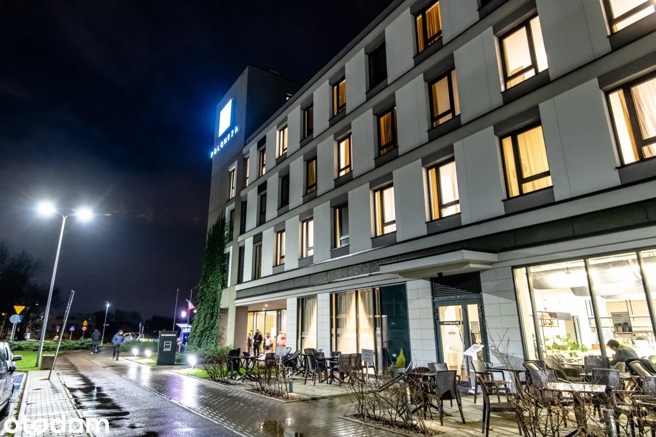 Bezobsługowy lokal inwestycyjny w Arche, Ursynów - Zdjęcie 1/6