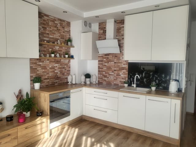 Nowoczesna kawalerka z balkonem na osiedlu Nowa Cukrownia - Zdjęcie 2/7