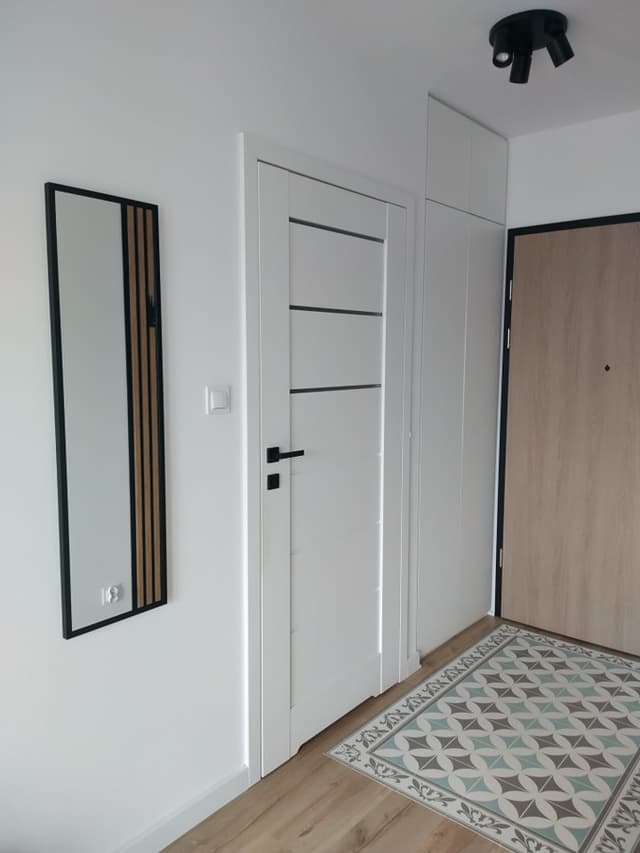 Dwupokojowe mieszkanie przy ul. Niepołomickiej - Zdjęcie 2/18